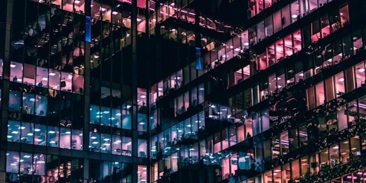 Commercial Real Estate Video Marketing That Drives Property Tours