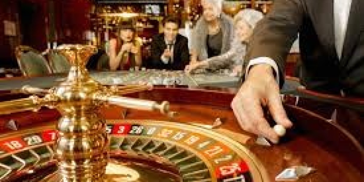 How Casino Odds and the House Edge Work