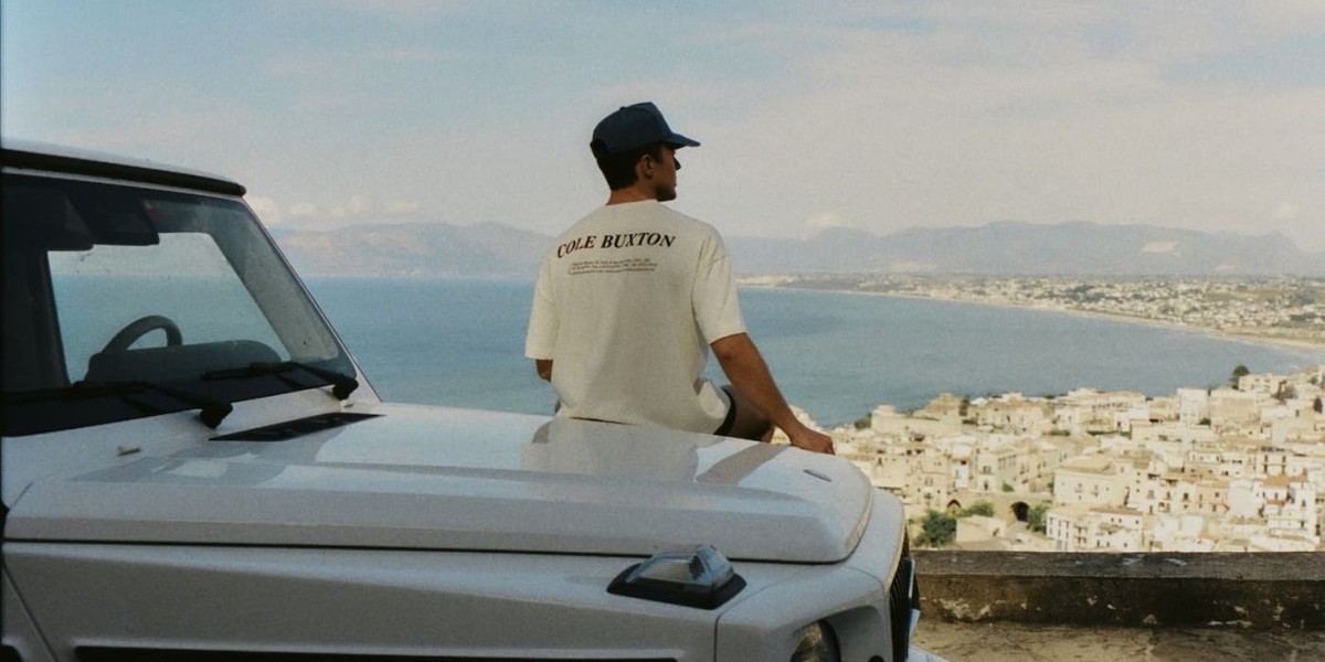 The Cole Buxton Hoodie: A Symbol of Modern Luxury and Urban Refinement