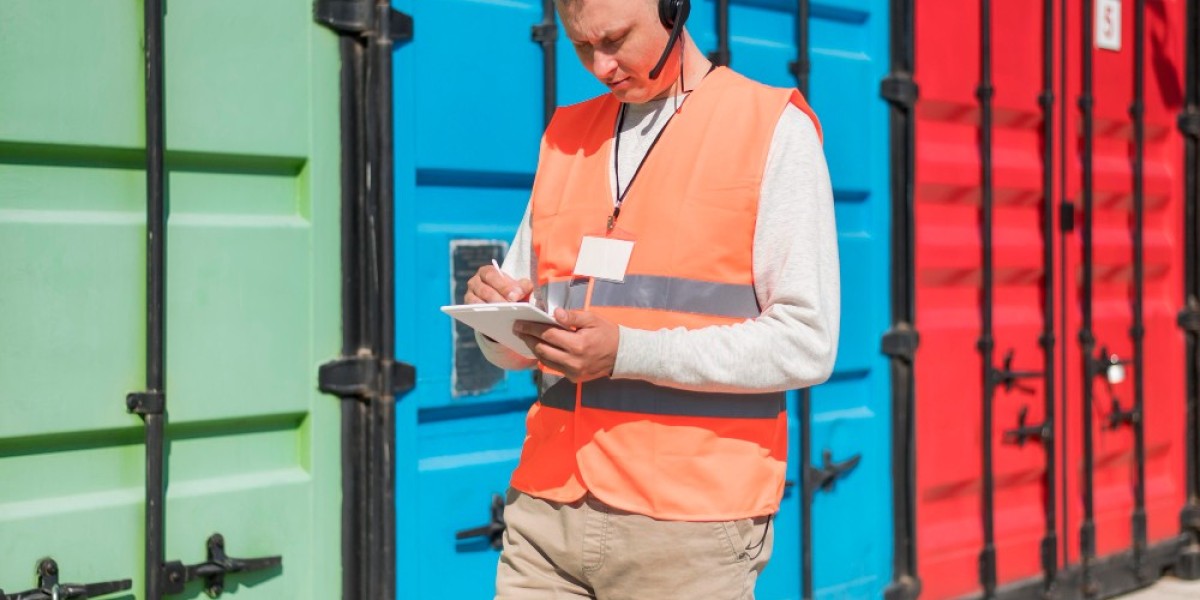 Understanding the Role of a Customs Broker in Melbourne’s Import-Export Process