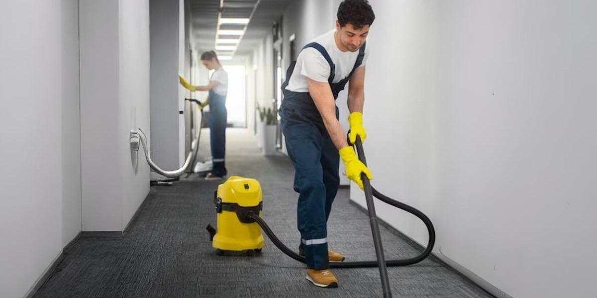Grout Cleaning Services in Chicago: Restore the Shine to Your Tiles