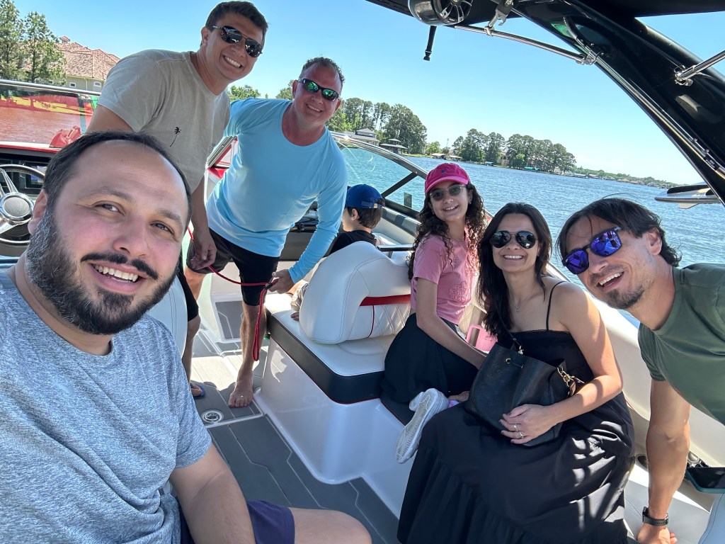 Family Boat Rentals & Tours at Lake Conroe